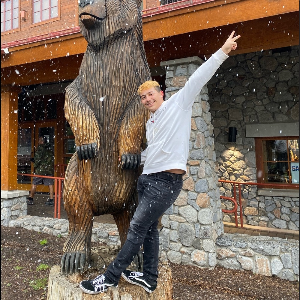 Meet your Posher, Zack